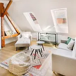 Apartment Stylove V Centre Modry Pre Vikendovy Oddych Aj Svadobcanov *