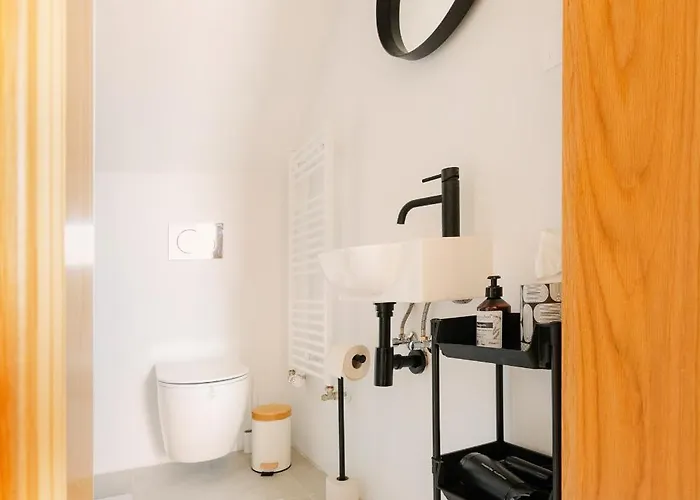 Stylove V Centre Modry Pre Vikendovy Oddych Aj Svadobcanov * מודרה