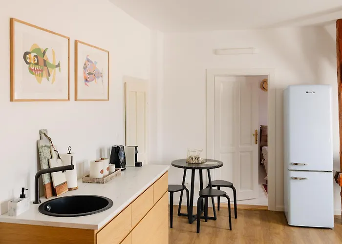 Stylove V Centre Modry Pre Vikendovy Oddych Aj Svadobcanov דירה *