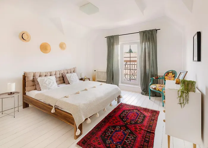 Apartment Stylove V Centre Modry Pre Vikendovy Oddych Aj Svadobcanov *